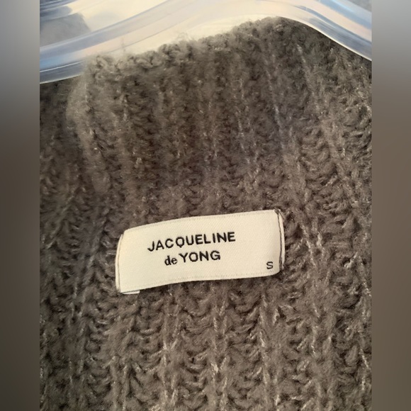 Charcoal grey Knit Sweater - Picture 4 of 4